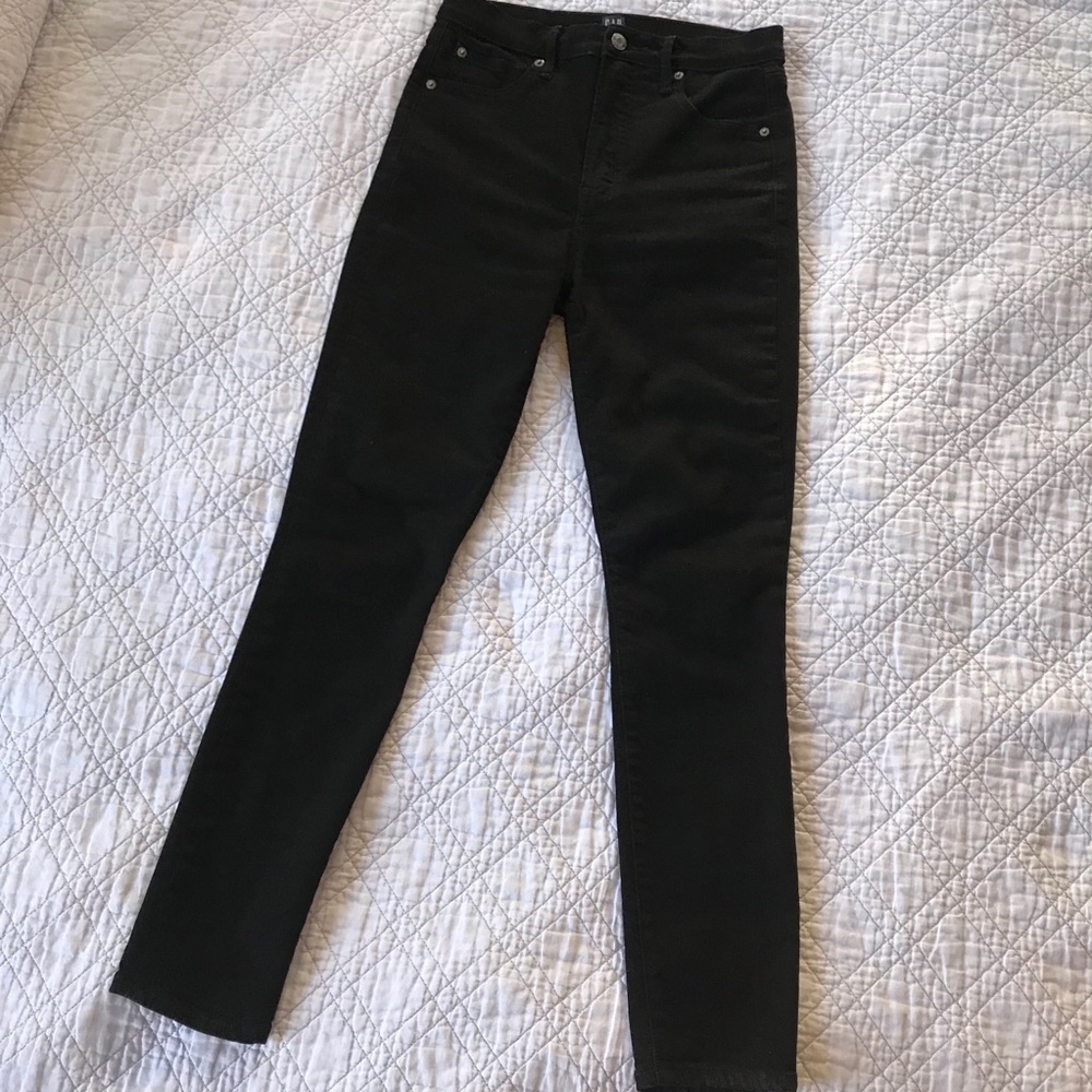GAP true skinny black high rise jeans 27/4